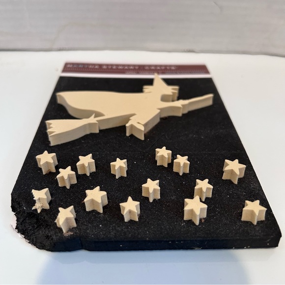 MARTHA STEWART Halloween foam stamp - Witch & Stars - Picture 3 of 4